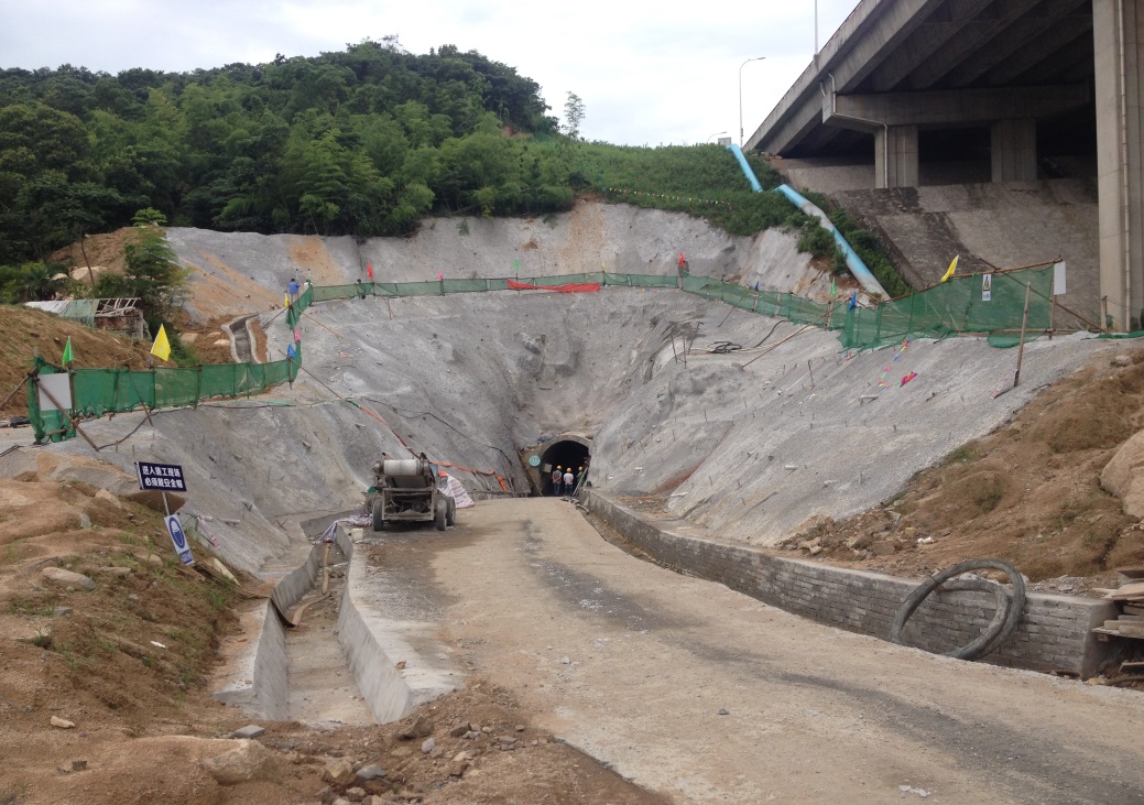 宁波大工业供水工程输水工程 11标段隧洞爆破